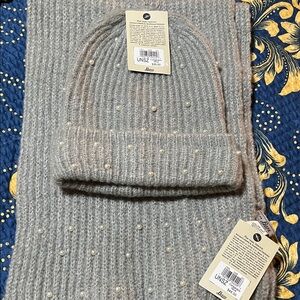 G.H. Bass & Co.  Gray Beanie with Pearls